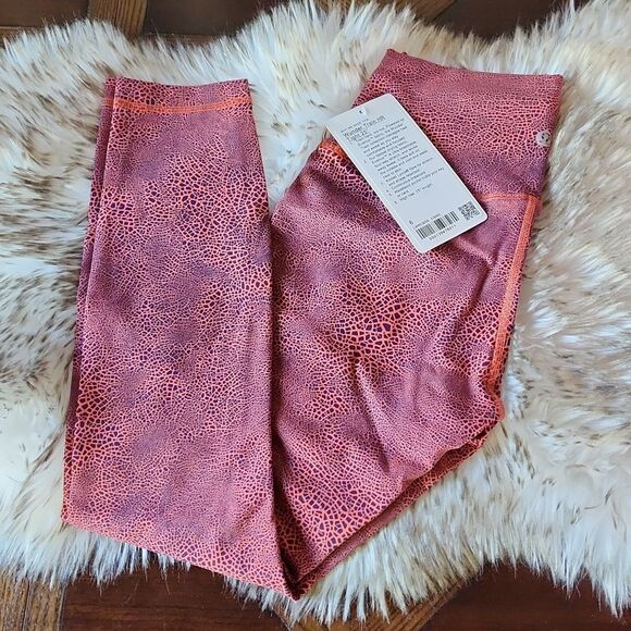 lululemon athletica Pants - Lululemon WUNDER TRAIN HIGH-RISE TIGHT 25" size 6